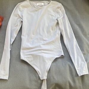 Babaton Bodysuit in Soft Gray